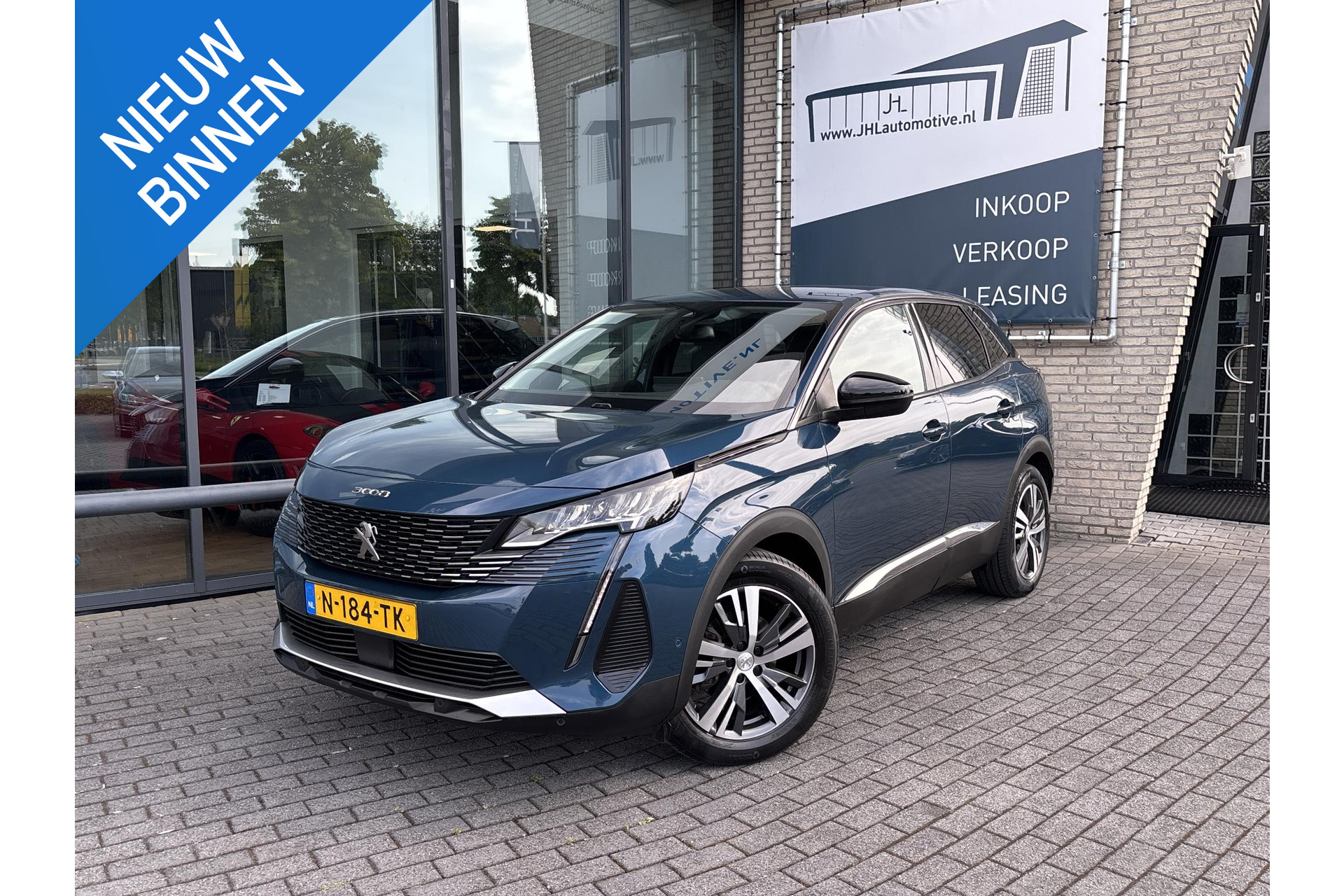 Peugeot 3008 1.2 PureTech Allure Pack*ECC*HAAK*NAVI*CAM*CARPLAY
